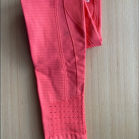 SOLD ♥️Gymshark Leggings S Coral 23” - Picture 14 of 14